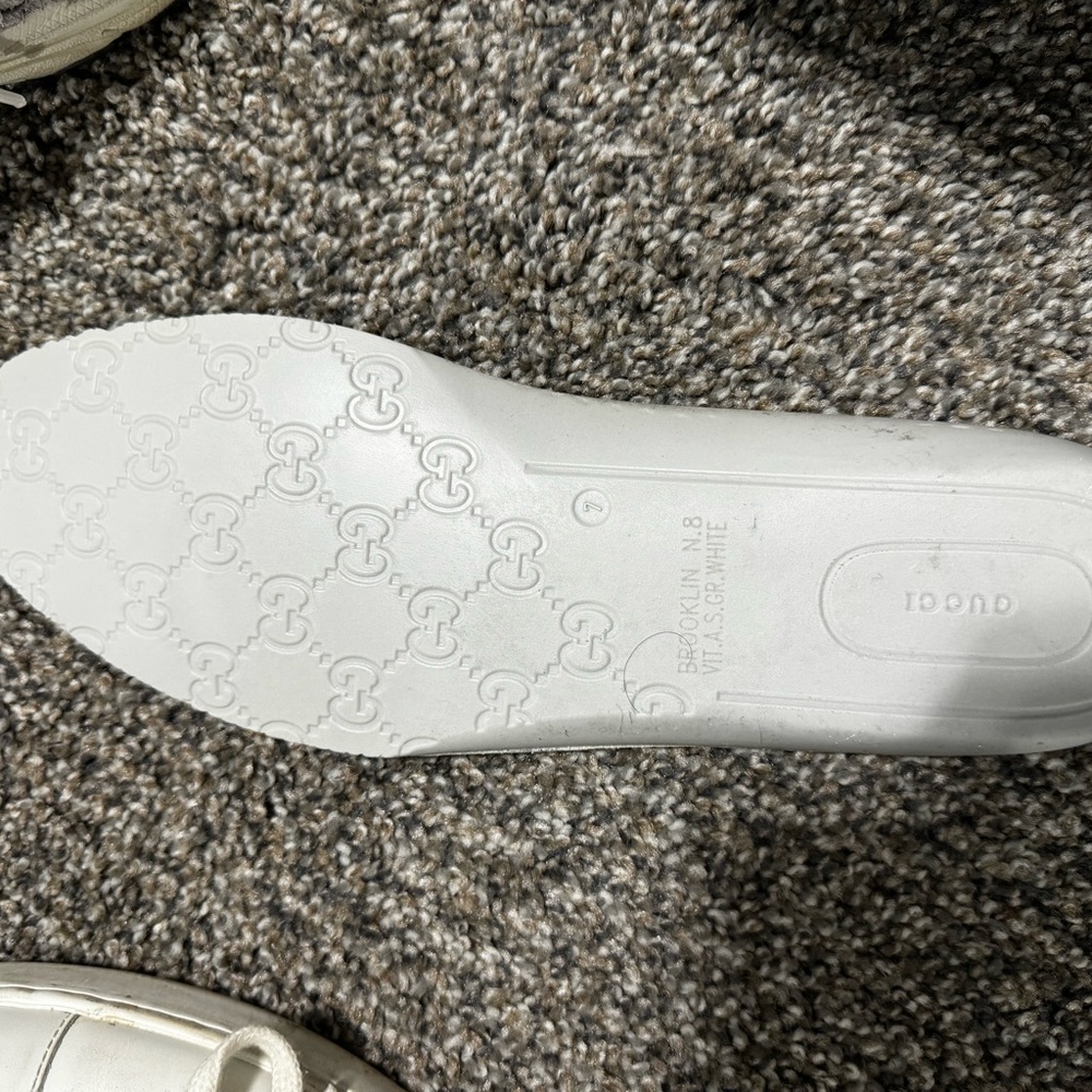 Gucci ace sneakers bee 🐝 - Picture 8 of 10